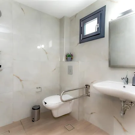 O-live Apartment *